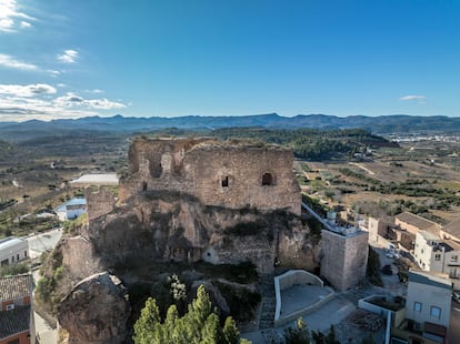 Castillo de Castellnovo, cuyos orígenes se consideran romanos, parte de la red defensiva de Segorbe.