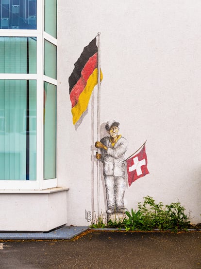 Mural en una de las calles de la ciudad alemana de Büsingen am Hochrhein.