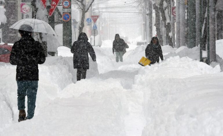 Las nevadas récord en el norte de Japón dejan 1 muerto y 4 heridos