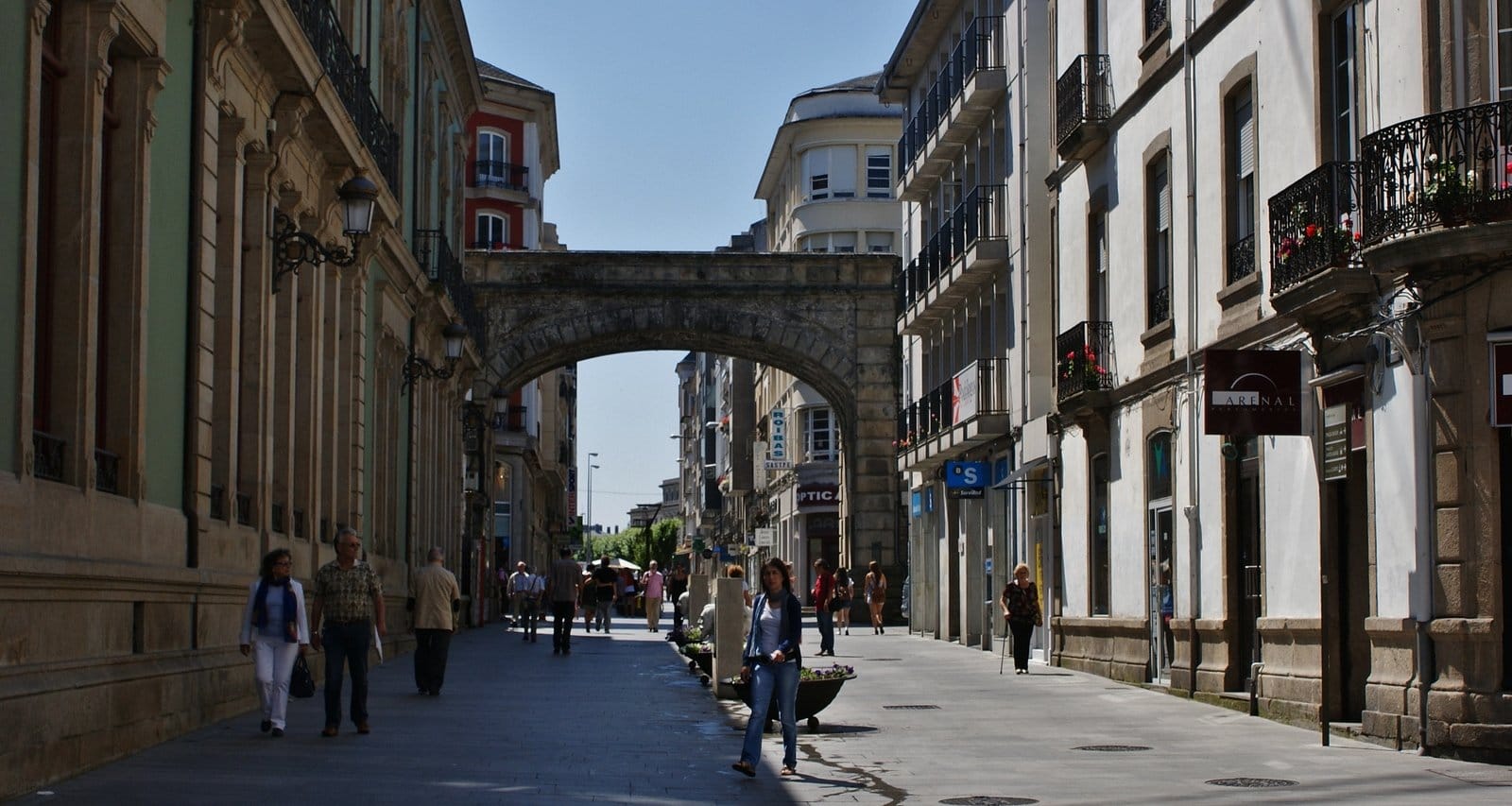 BISPO Aguirre Gate