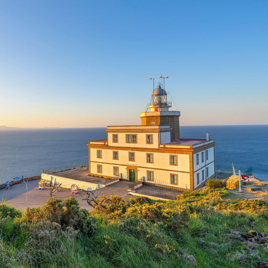 Faro a Cabo Finisterre, una coruña