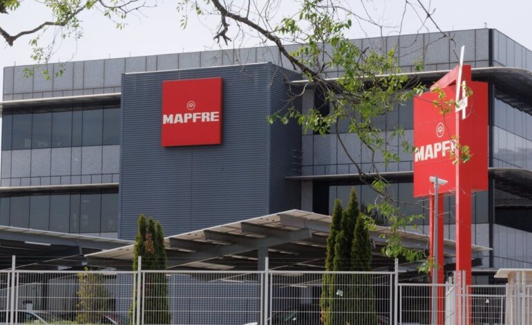 Mapfre ganó 992 millones de euros en 2024, un 30% más