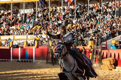 Para conmemorar el enlace, durante todo el día, se producen varios actos, entre los cuales se destaca un torneo medieval.