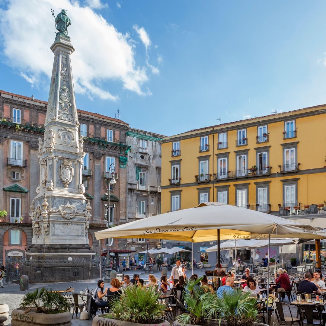 San Domenico Maggiore Plaza, Nápoles