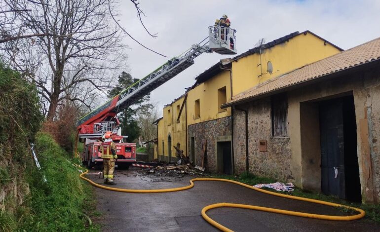 Detenido por provocar un incendio al robar la luz del vecino para la plantación de marihuana que tenía en su casa de Oviedo