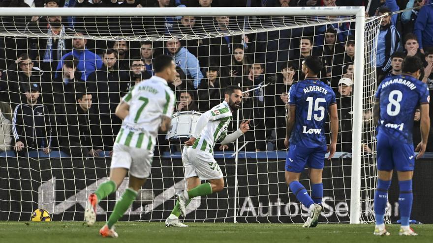 Isco agita la varita ante el Getafe