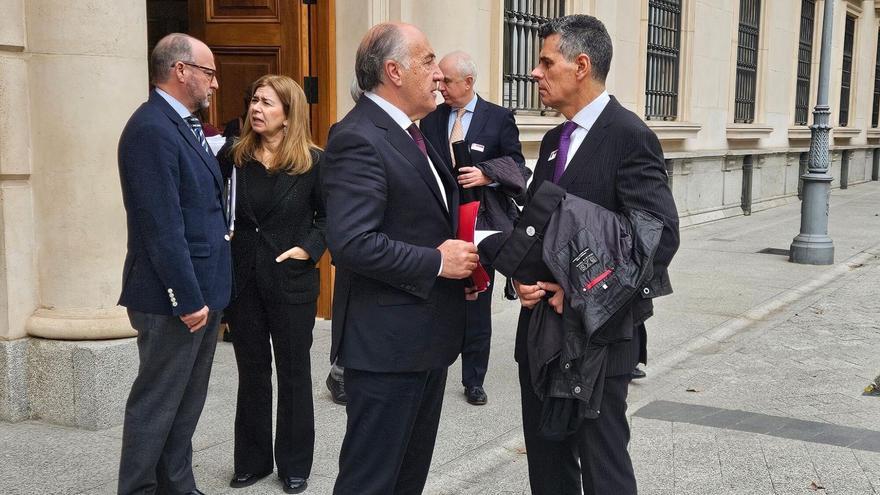 MINISTERIO DE EXTERIORES | La asociación de diplomáticos carga contra Albares tras reunirse con senadores del PP: “Hay temor a represalias”