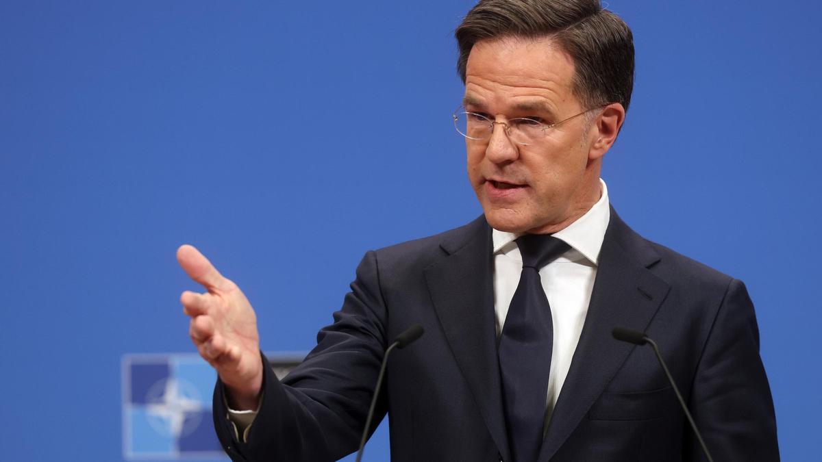 Rutte pide que los países de la OTAN que no gastan el 2% en defensa lo hagan antes del verano