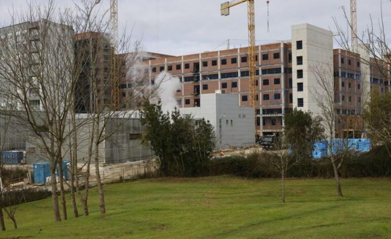 Las constructoras de Cabueñes pidieron dos veces parar las obras del hospital y acudieron al juzgado