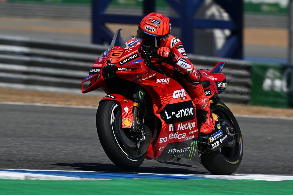 Marc Márquez vuela en el test de Buriram