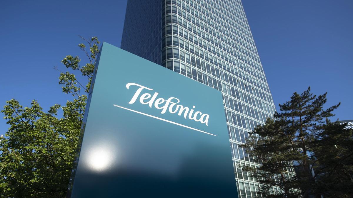 Argentina analizará si la venta de Telefónica a Telecom no configura un monopolio