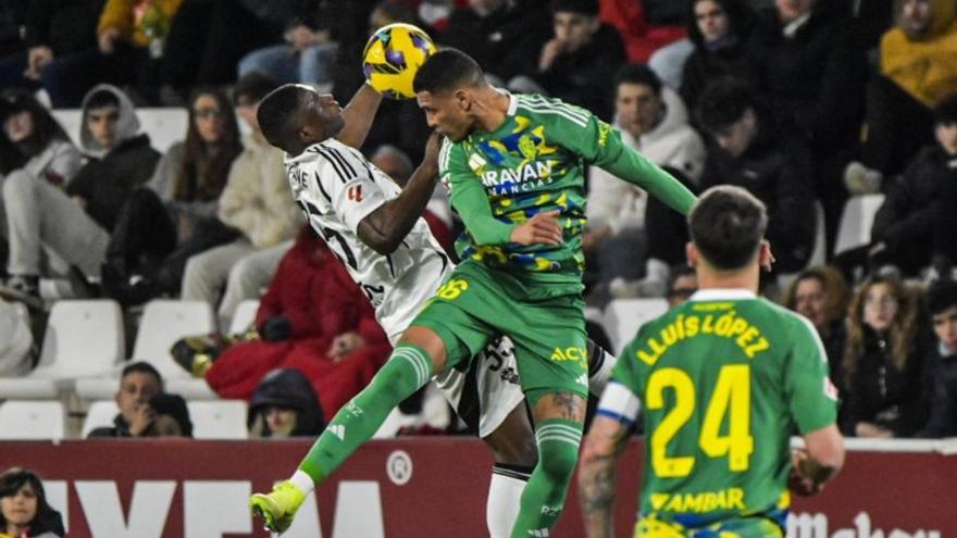 Resumen, goles y highlights del Albacete 2-1 Zaragoza de la jornada 26 de LaLiga Hypermotion