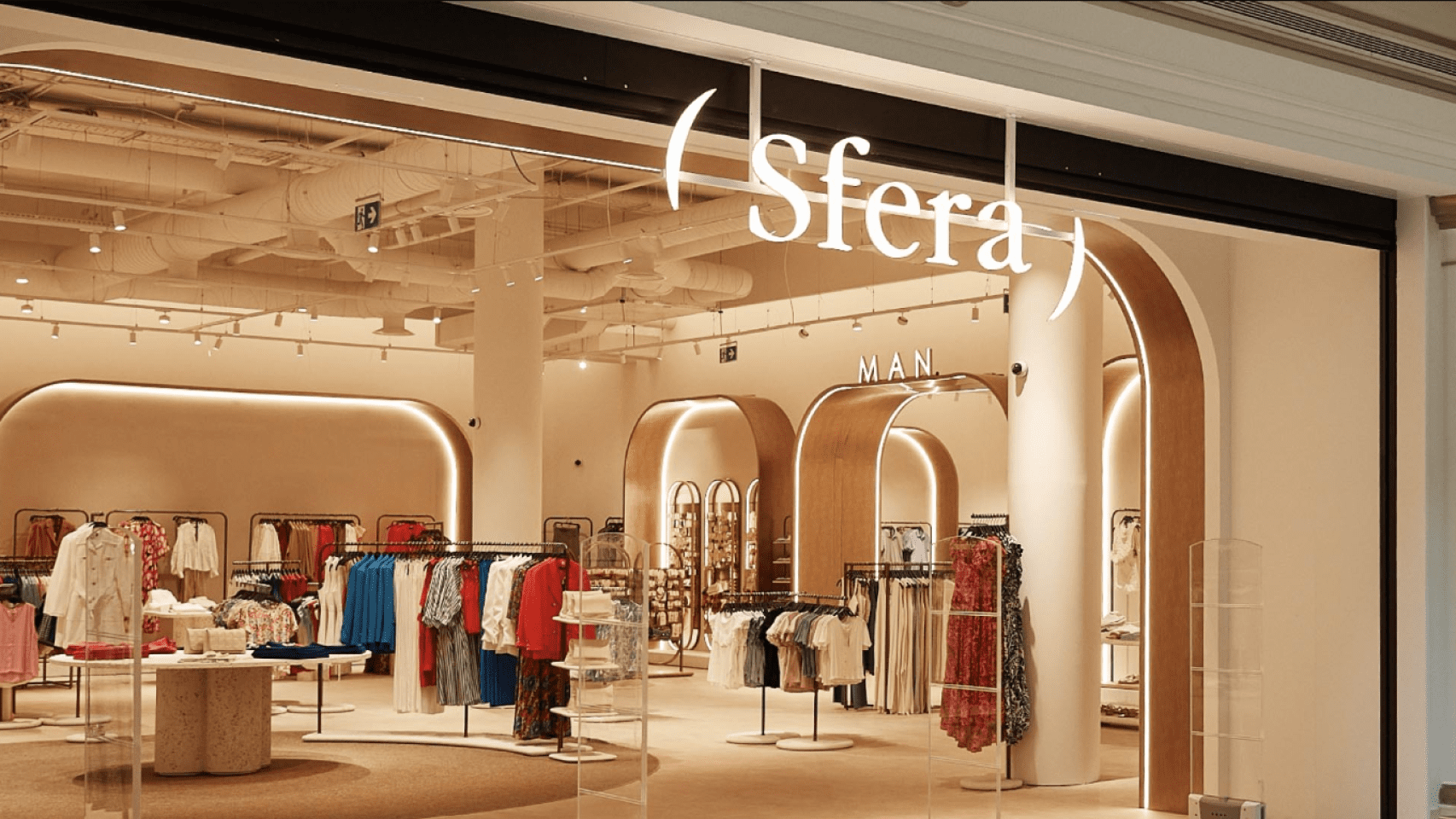 Sfera se concentra en Madrid y unifica la oferta de sus tiendas de la calle Fuencarral