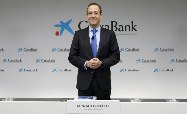 El Gobierno prorroga el plazo para vender su participación en CaixaBank hasta diciembre de 2027