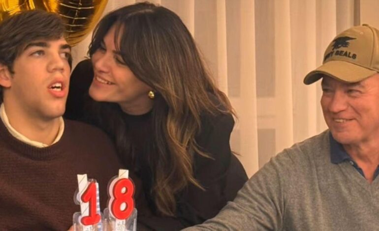 Fabiola Martínez y Bertín Osborne celebran juntos el 18 cumpleaños de su hijo Kike con un álbum de fotos inédito