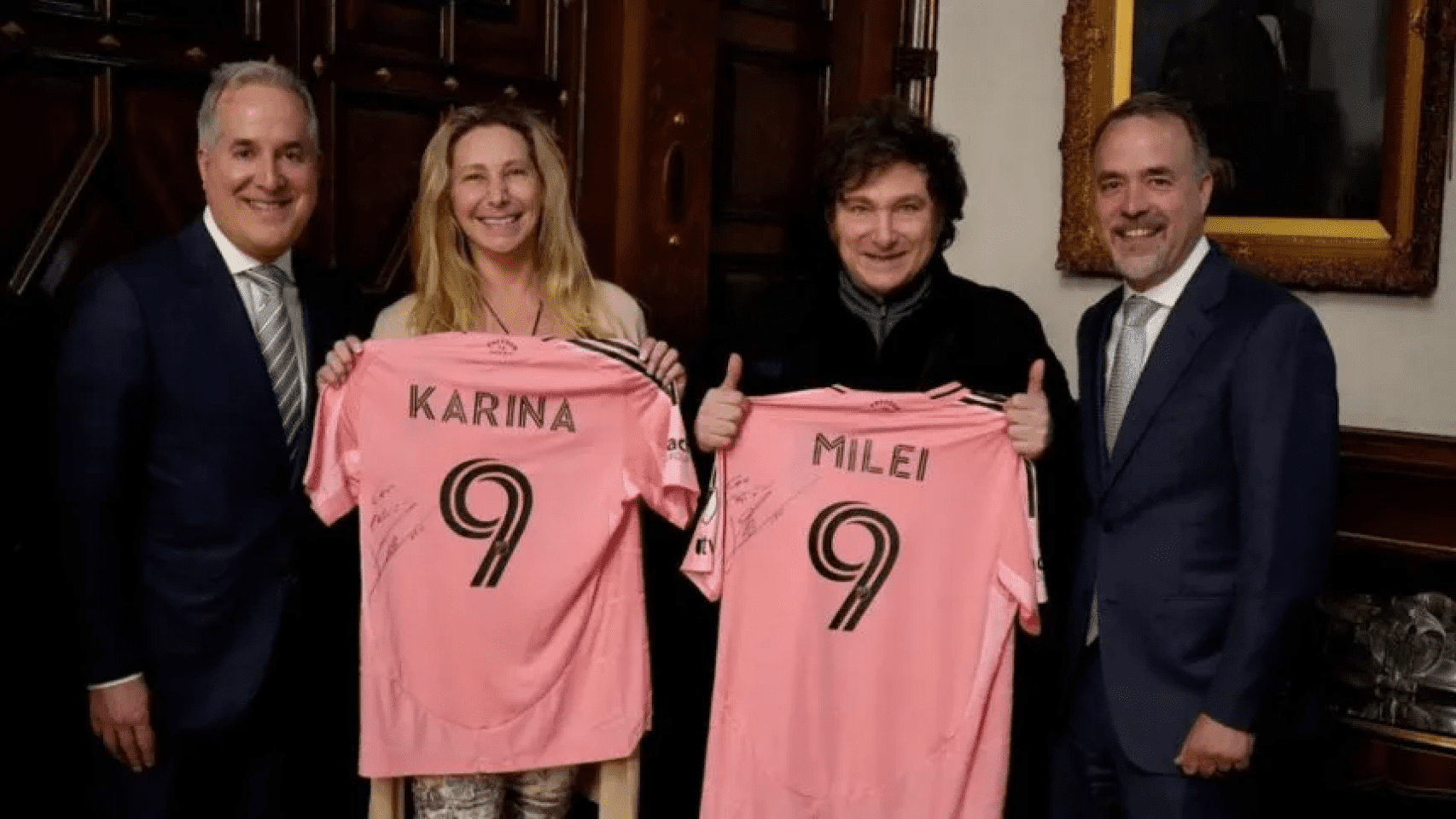 Un regalo de Leo Messi a Javier Milei filtra por descuido un secreto del Inter de Miami para la próxima temporada