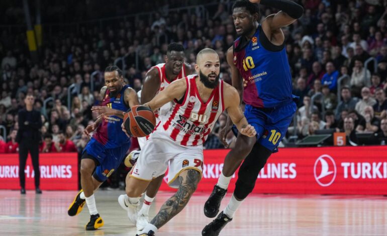 Fournier vuelve a castigar la indecisión del Barça en los instantes finales y da la victoria a Olympiacos en la Euroliga