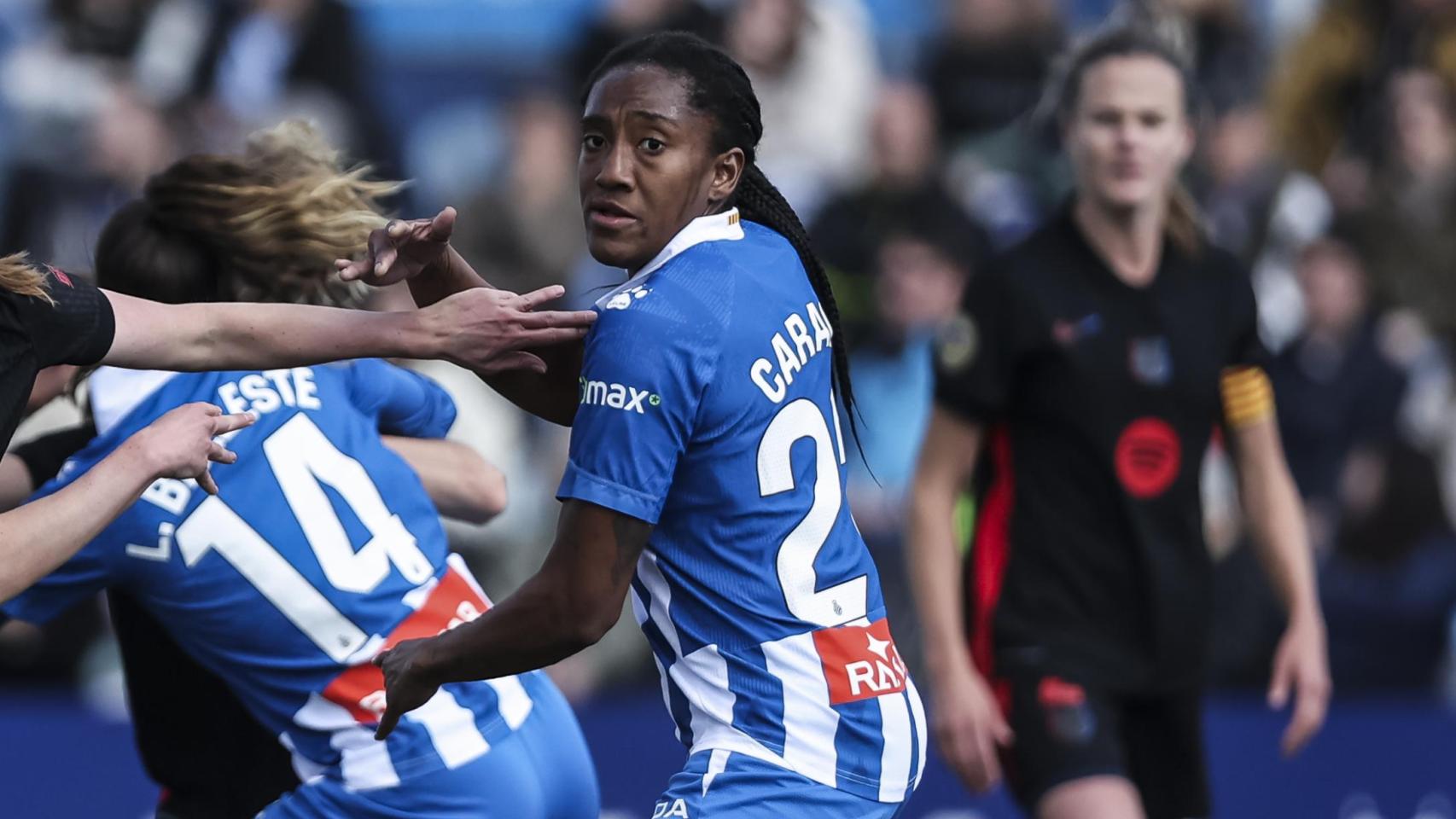 Quién es Daniela Caracas, futbolista del Espanyol y víctima del tocamiento en sus partes íntimas de Mapi León