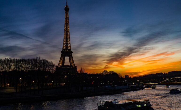 Detenida una mujer estadounidense tras arrojar a su bebé recién nacido desde la ventana de un hotel en París