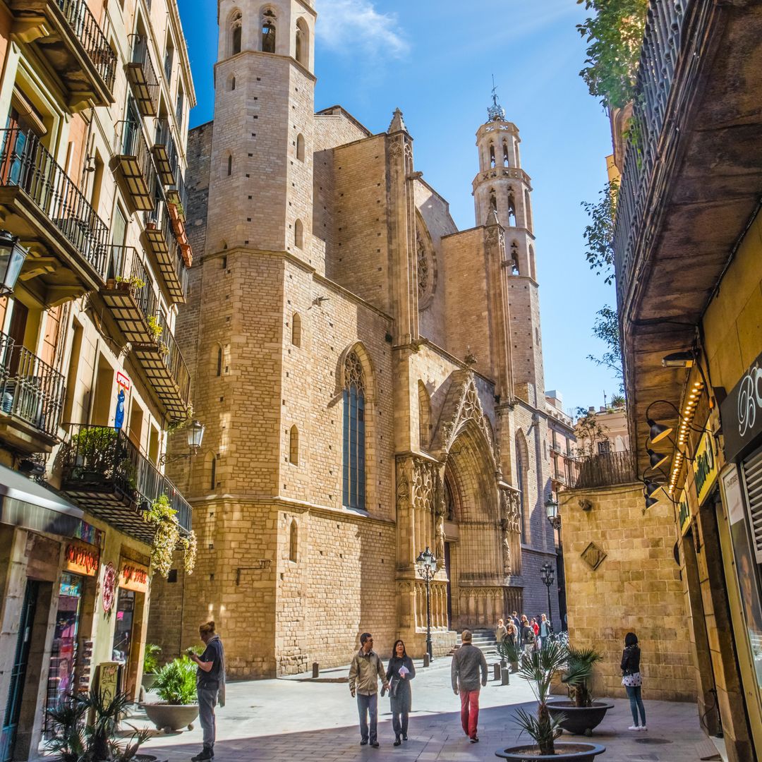 Argististeria y Santa María del Mar Street, Barcelona