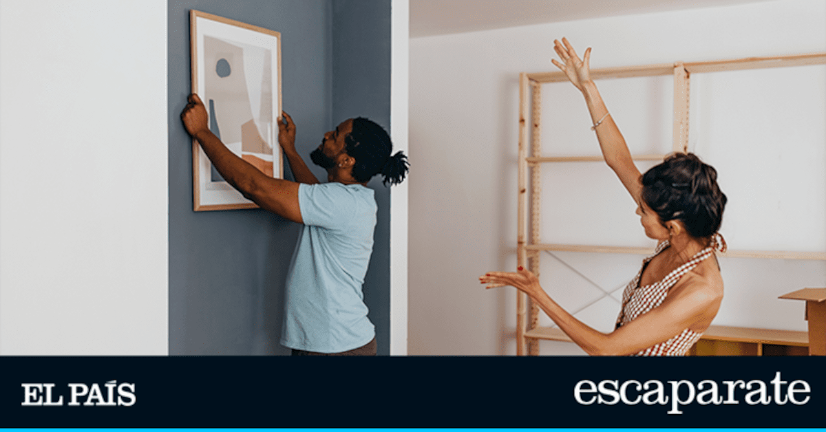 Al probar estas tiras adhesivas para colgar cuadros, no volverás a hacer agujeros en la pared de tu casa | Top reviews | Escaparate