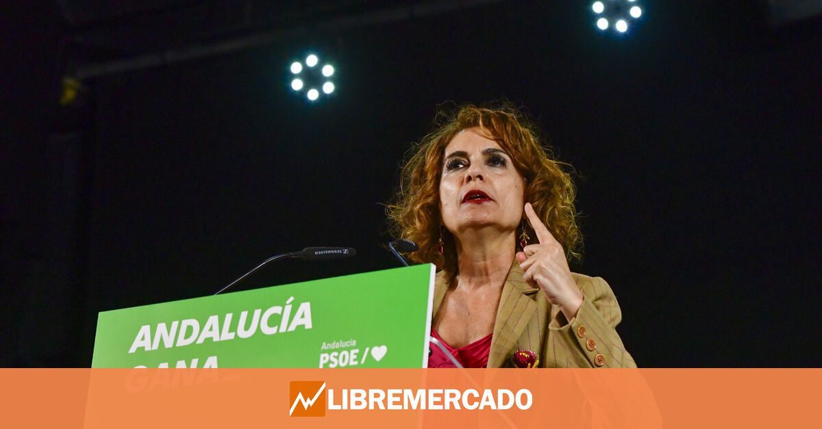 Ofensiva de PP, Sumar y Podemos contra Hacienda: María Jesús Montero, acorralada por el cobro del IRPF al SMI