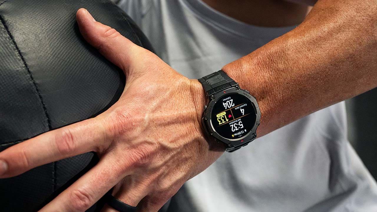 Este reloj tan top y resistente de Amazfit con casi 30 días de batería da la sorpresa al quedarse a su precio mínimo en AliExpress