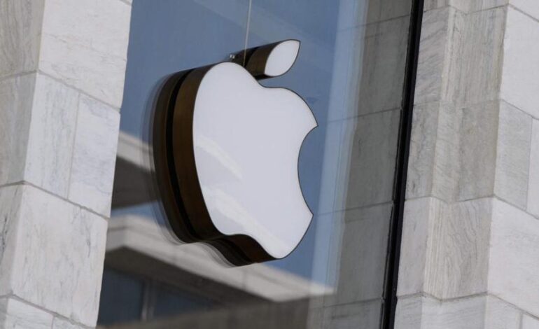 Apple anuncia un plan para invertir 500.000 millones en EE.UU. en plena guerra comercial lanzada por Trump