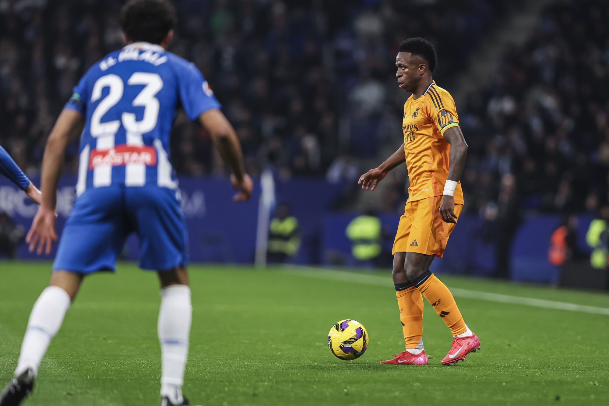 Vinicius Junior del Real Madrid en acción durante la liga española, la Liga Sports EA, el partido de fútbol jugó entre RCD Espanyol y el Real Madrid en el estadio RCDE el 01 de febrero de 2025 en Cornella, Barcelona, ​​España. AFP7 02/2025 solo para su uso en España. Javier Borrego / AFP7 / Europa Press; 2025; Fútbol; Deporte; Zsoccer; Zsport; RCD Espanyol V Real Madrid - La EA Sports League;