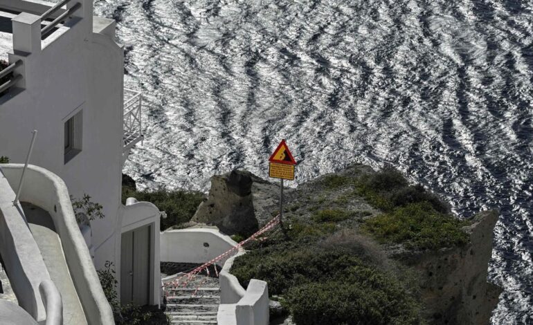 TERREMOTO SANTORINI GRECIA | Las escuelas de la isla griega de Santorini permanecerán cerradas debido a los terremotos