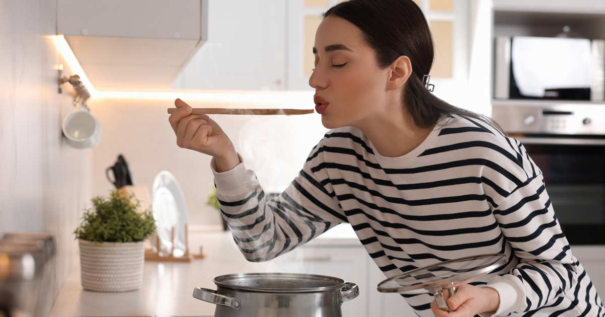 ¿De verdad el caldo de huesos es tan beneficioso para la salud como dicen?