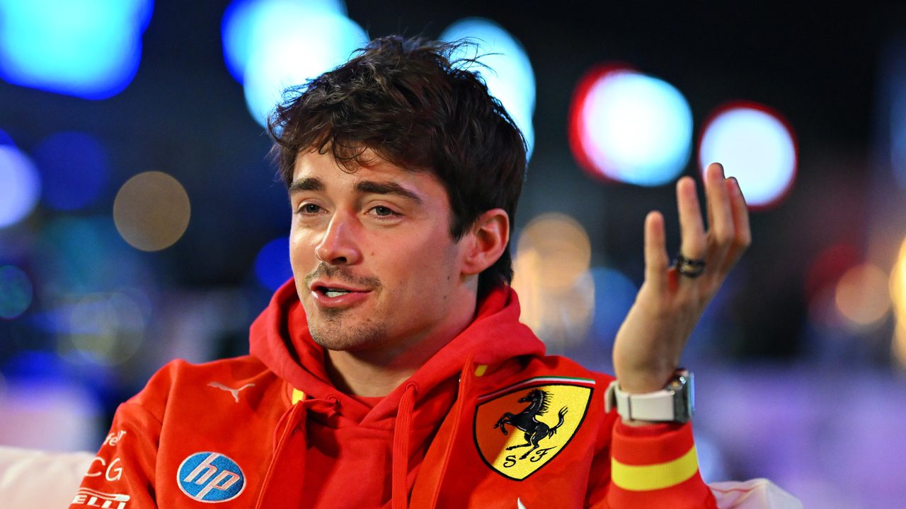 Charles Leclerc analiza el fichaje de Lewis Hamilton por Ferrari