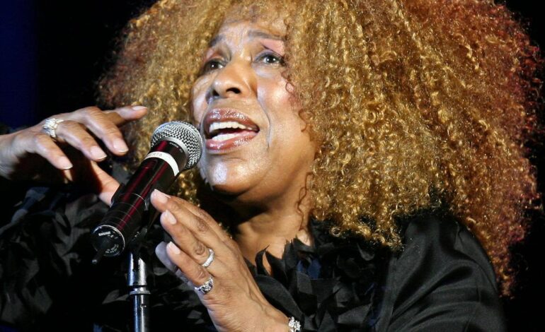 Muere Roberta Flack, la legendaria voz de 'Killing Me Softly With His Song'