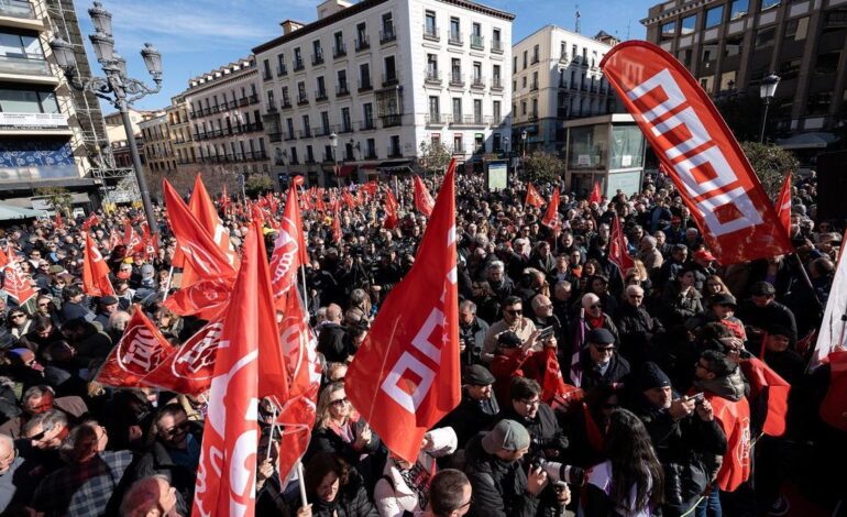 UGT y CCOO exigen el fin del «tacticismo político» y reclaman una agenda social urgente