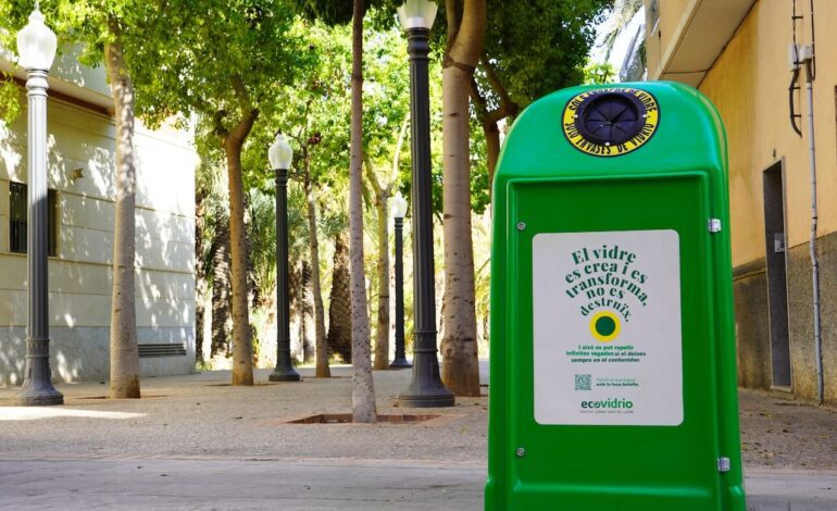 Siete de cada diez envases de vidrio en España se reciclan para que se vuelva a fabricar otro envase