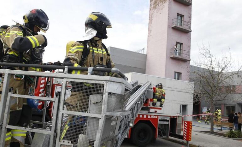 El parque de bomberos de Gijón se reformará a la espera de diseñar su nuevo proyecto