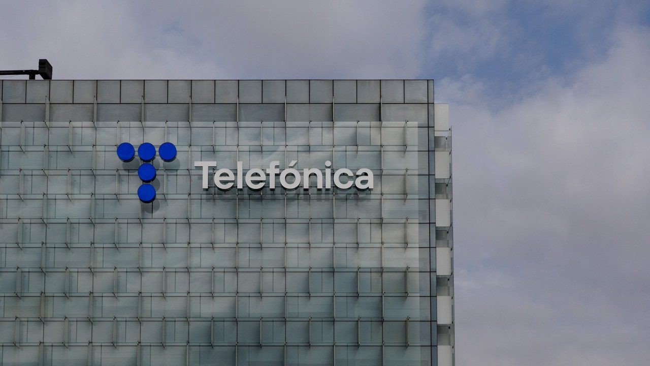 Telefónica eleva sus ingresos hasta los 41.315 millones en 2024