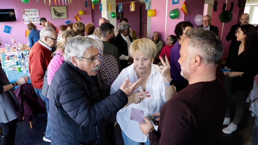 Así fue la celebración del 15 aniversario de los pisos del Era para mayores en Gijón (en imágenes)