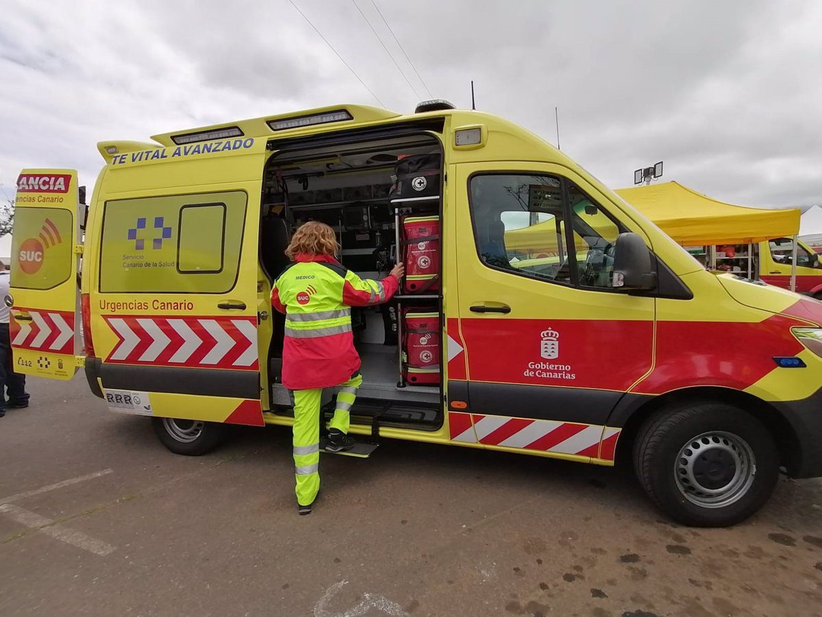 Herida tras ser atropellada por una motocicleta en una calle de Santa Cruz de Tenerife