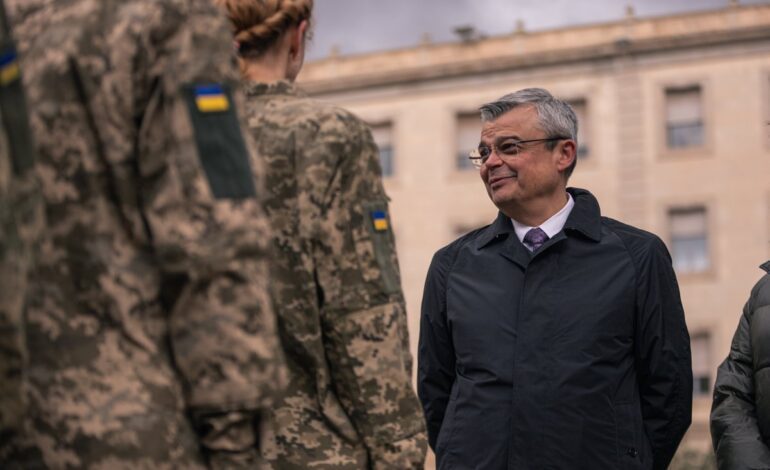 El embajador ucraniano en España cree que la explotación de ‘tierras raras’ ayudará en la reconstrucción tras la guerra