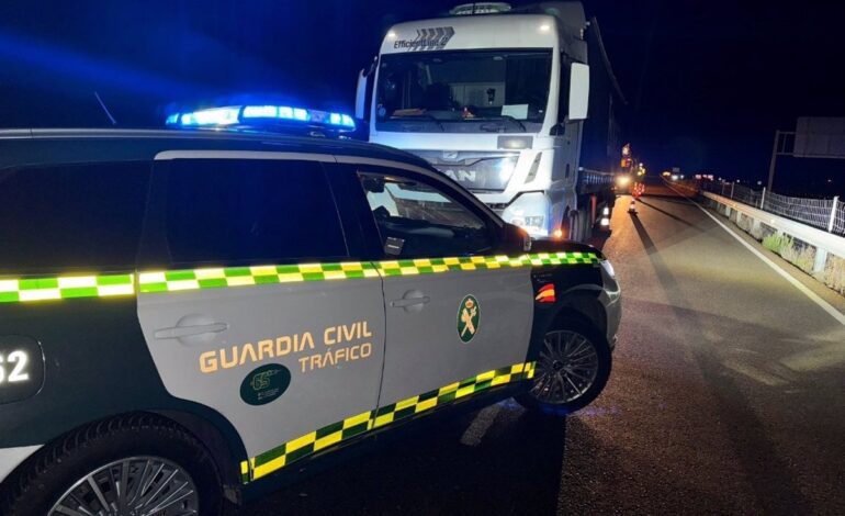 Circula 20 kilómetros en sentido contrario con un camión por A-2 en Soria y múltiplica por ocho la tasa de alcohol