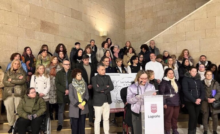 Logroño centra su concentración mensual contra la violencia de género en el apoyo a mujeres y niñas con discapacidad