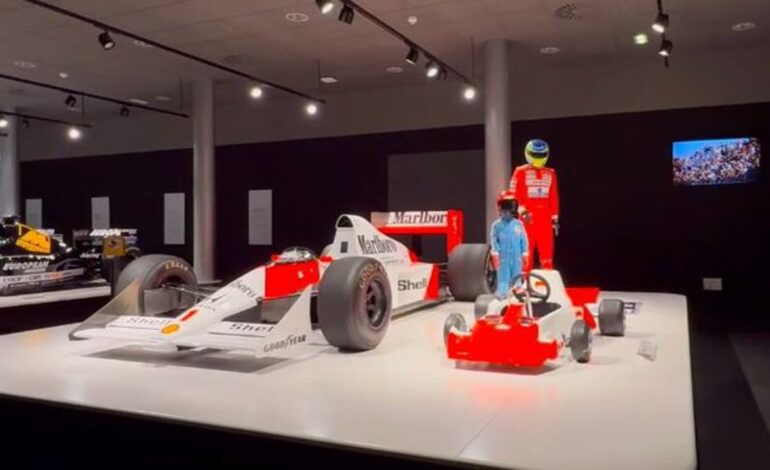 El homenaje de Fernando Alonso a Ayrton Senna en su museo