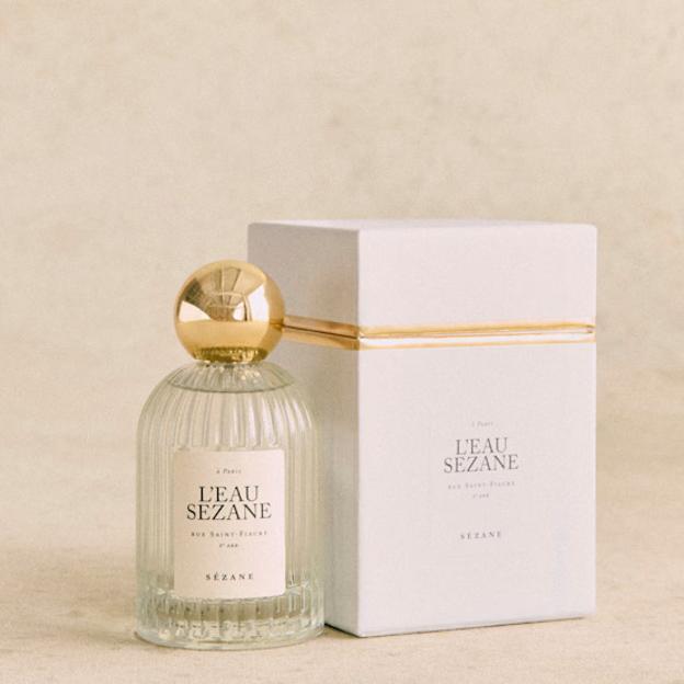 Perfume Sezane Agua.