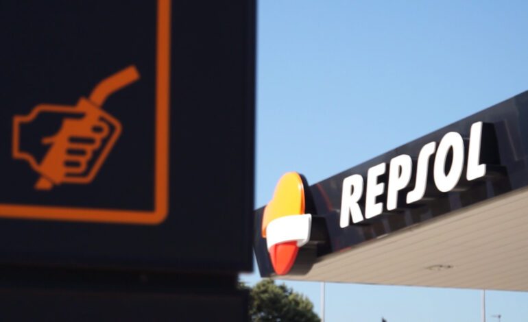 Repsol ofrece 83 nuevos empleos en diferentes sectores con salarios desde 47.000 euros anuales