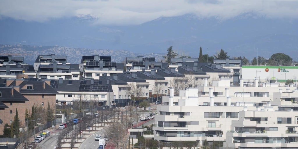 La vivienda de obra nueva es ya un 44% más cara que la de segunda mano y su precio está un 10% por encima del de la burbuja