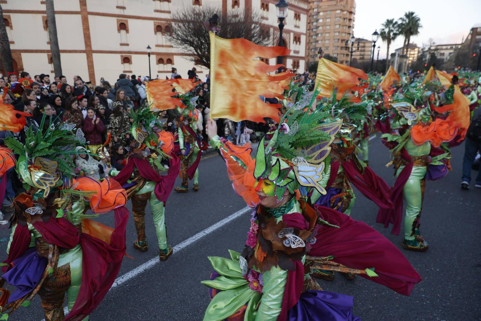 Así fue el multitudinario y espectacular desfile de Antroxu en Gijón (en imágenes)