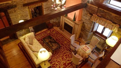 Interior del hotel rural Casa XUSTO, en caridad (Asturias).