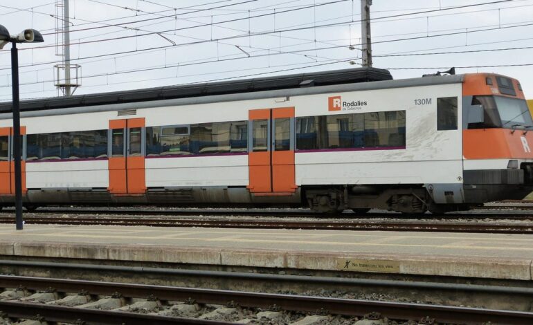 Transportes fija unos servicios mínimos de hasta el 75% para la huelga de Renfe que arranca el lunes 17 de marzo