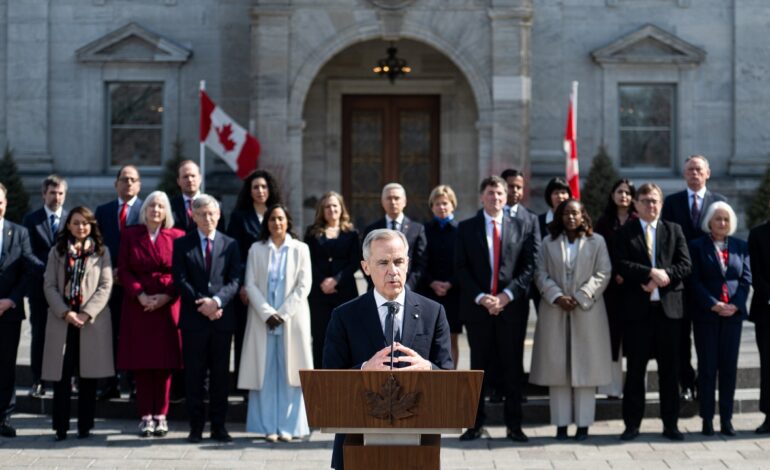 El nuevo primer ministro de Canadá, Mark Carney, jura su cargo y presenta a su nuevo gabinete